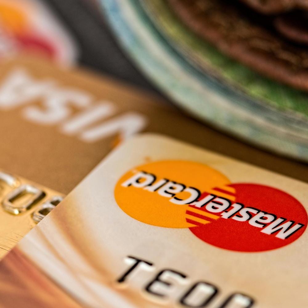 IU 4 on 2 dental implants