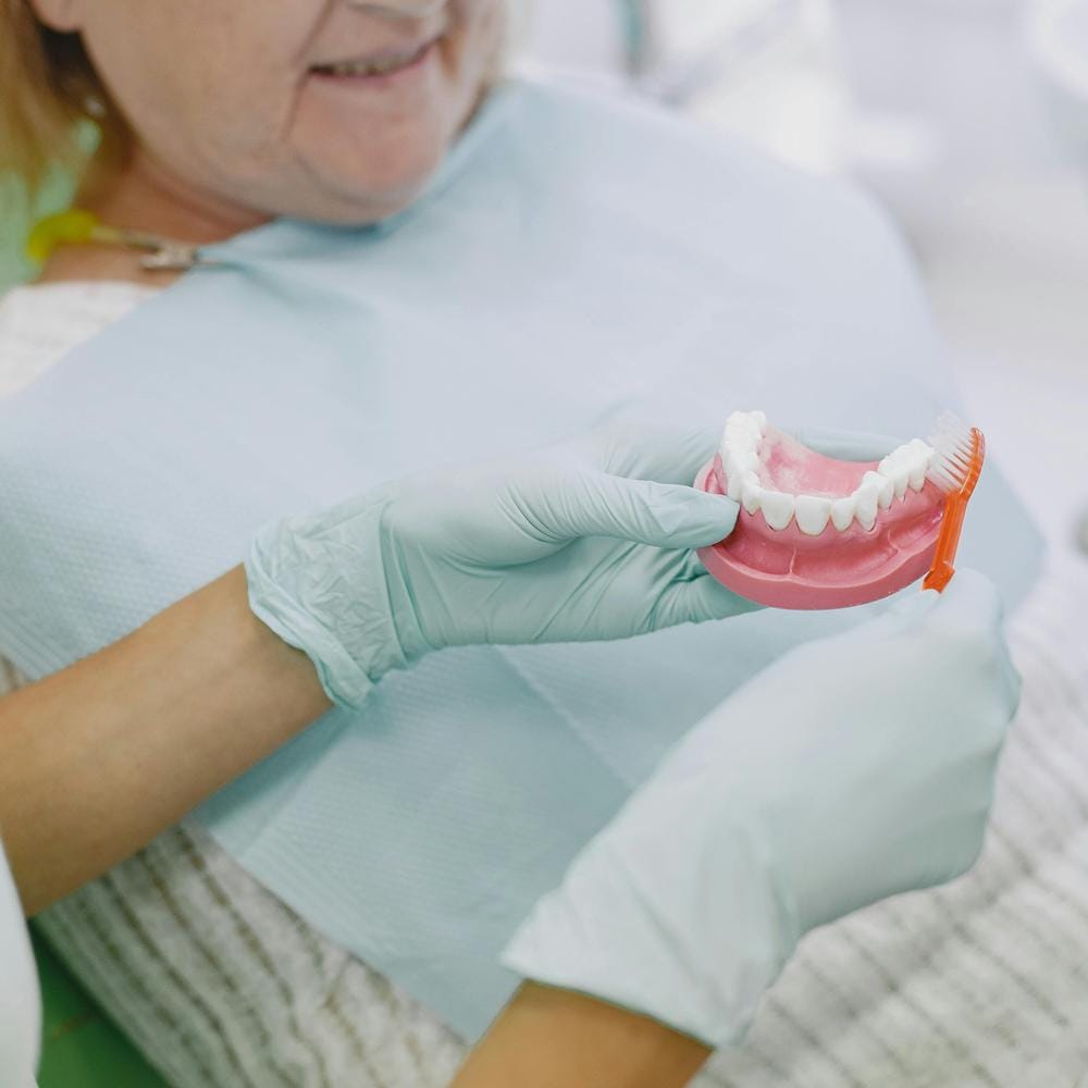 IU how much do all on 4 denture implants cost in the UK