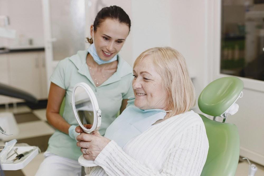 IU dental implant retained dentures